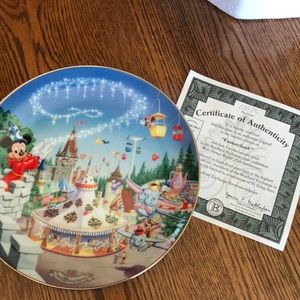 Disney 25 anniversary fantasyland plate